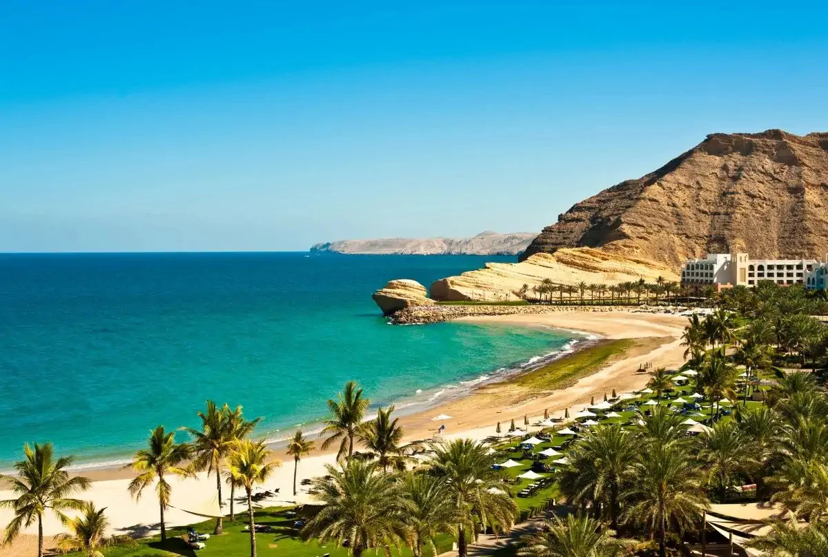 Book desert and beach tour in Oman