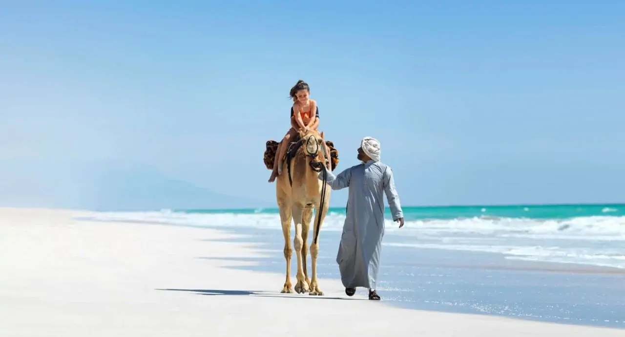 Book tour Oman luxury & beaches