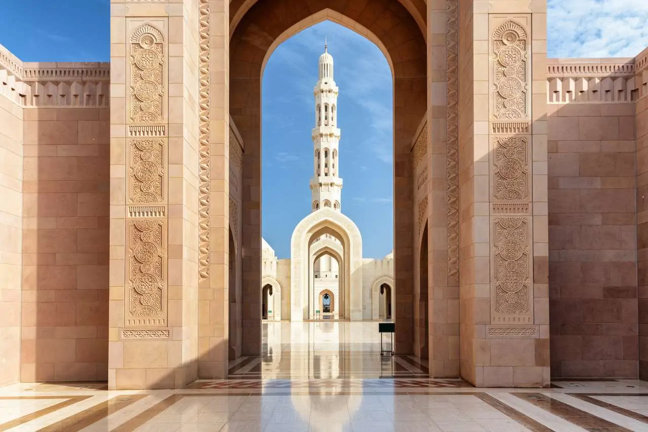 Book desert and beach tour in Oman