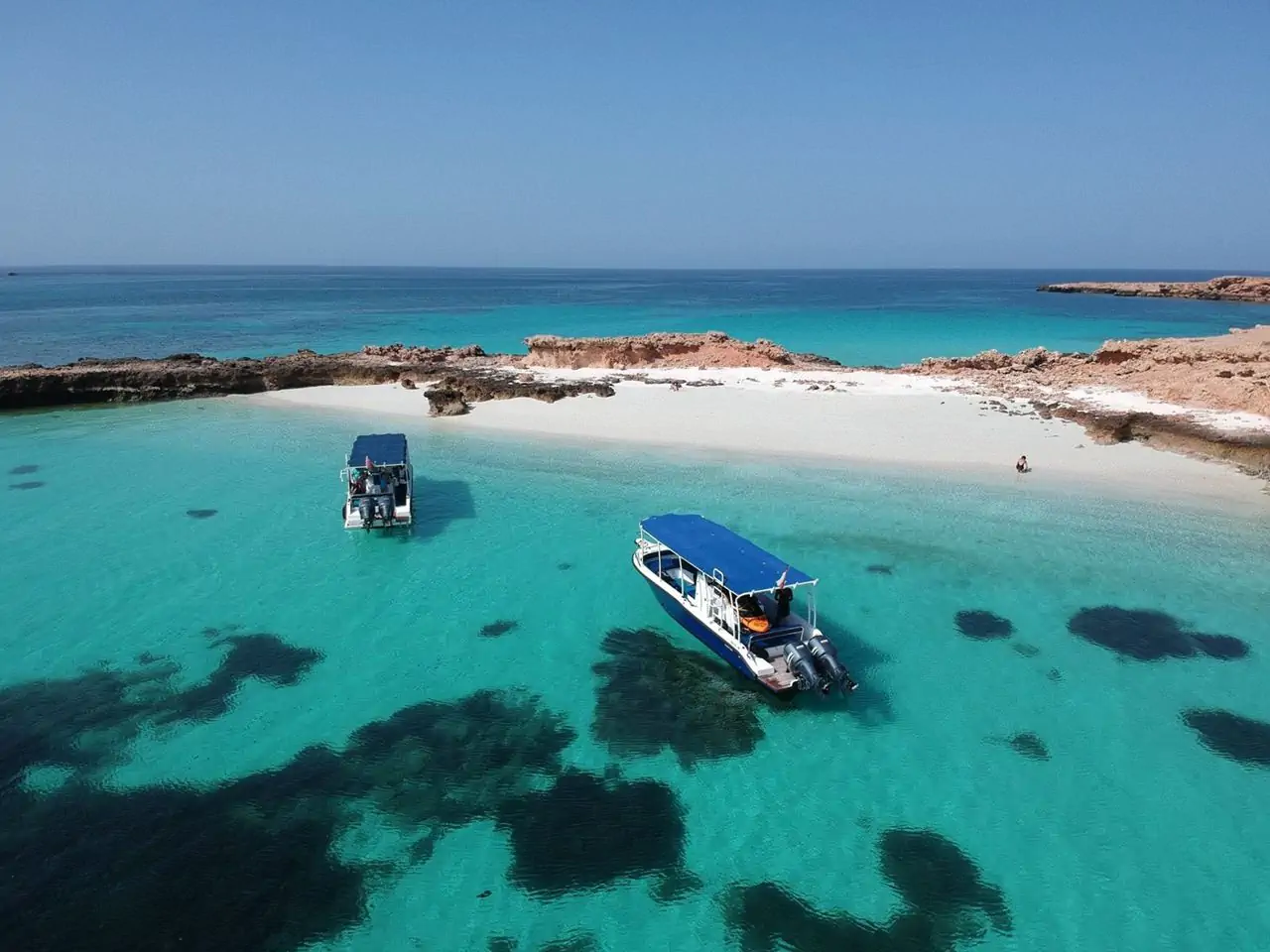 Réserver une croisière aux îles Dimaniyat à Oman